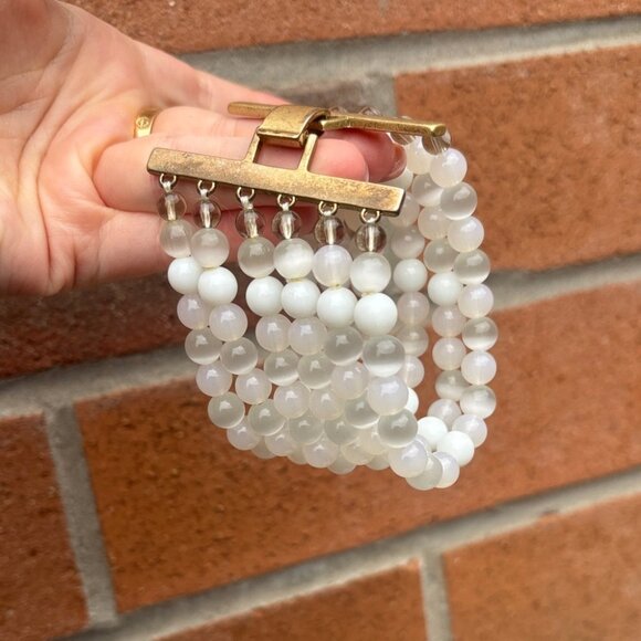 Vintage Bold Gold-Tone and White Beaded Moonstone Statement Bracelet - Picture 5 of 6